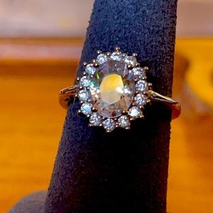 Stunning size 7 ring - costume